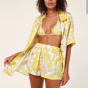 NWOT Cin Cin Troppo Bowling Shirt and Breakers Shorts Set in Golden